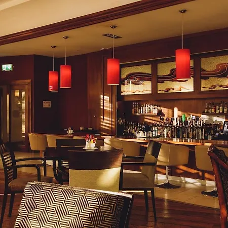 The Parkview Szálloda 3*