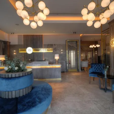 The Parkview Szálloda 3*