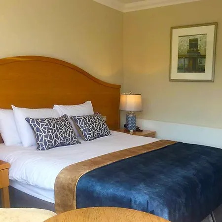 The Parkview Szálloda 3*