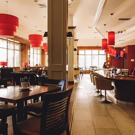 The Parkview Szálloda 3*