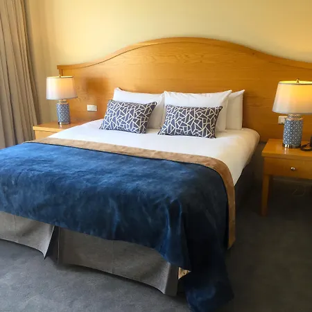 The Parkview 3*